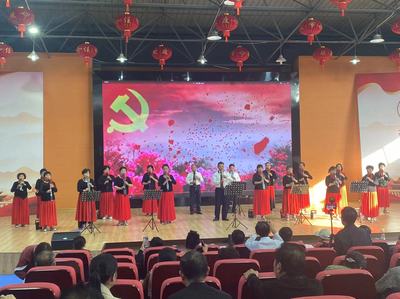 龙山街道 多彩活动庆重阳，敬老爱老暖人心